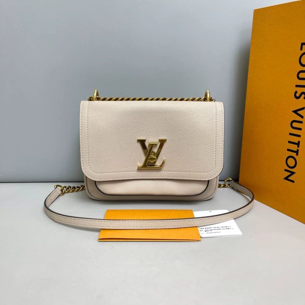 Louis Vuitton Women Pre-Loved Bag Very Good Condition
